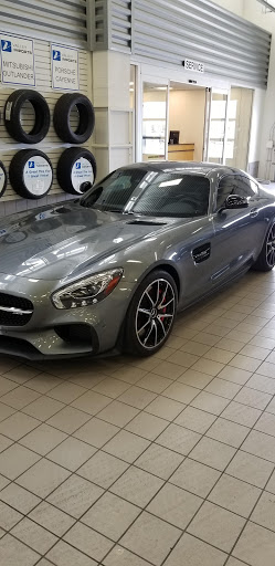 Car Dealer «Valley Imports Inc», reviews and photos, 402 40th St S, Fargo, ND 58103, USA