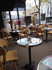 Atmosphère du Restaurant Le Barbès à Paris - n°1