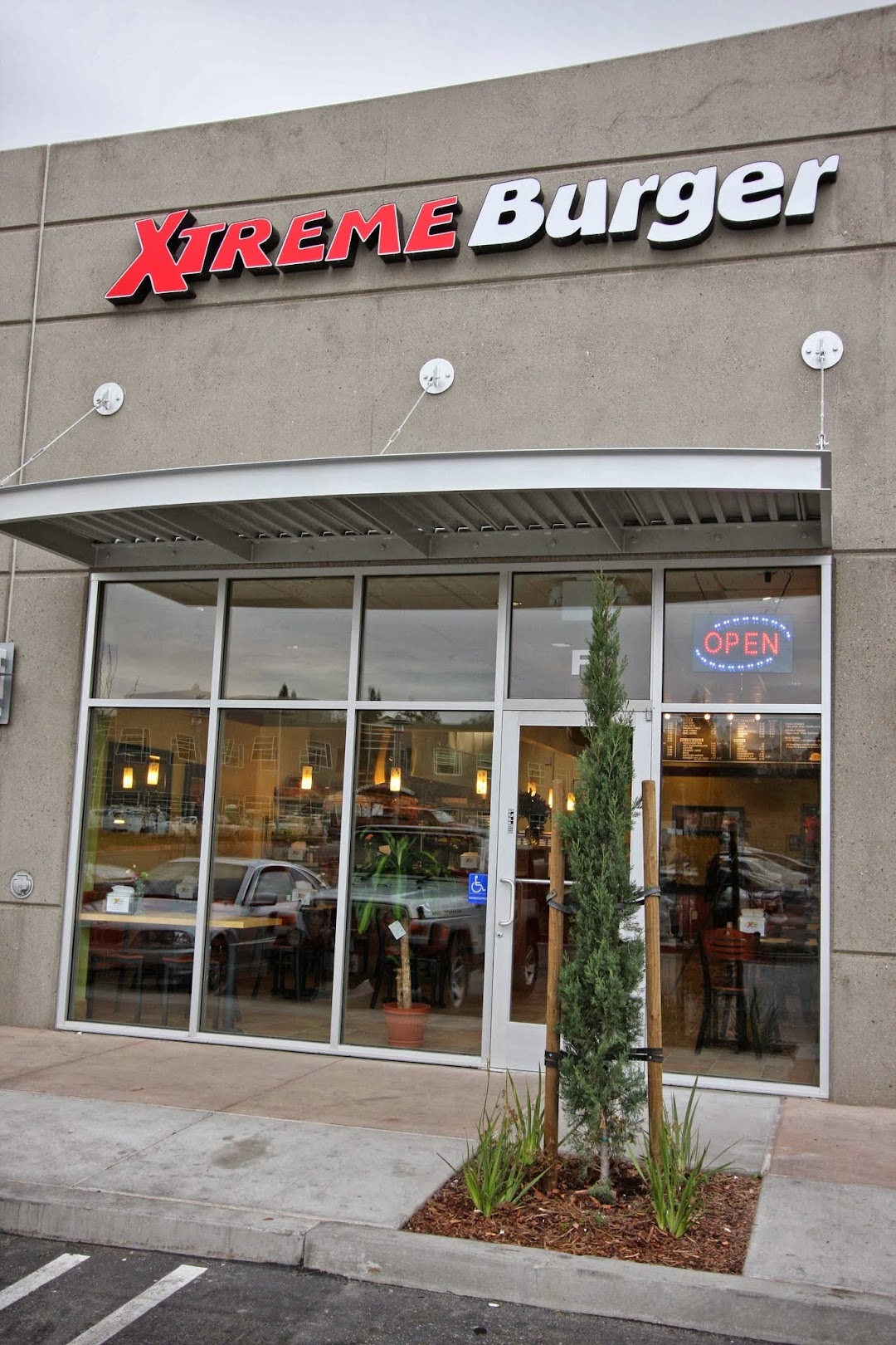 Xtreme Burger