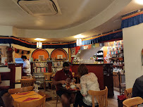 Atmosphère du Restaurant tibétain Restaurant Tibétain Lung ta à Lourdes - n°18
