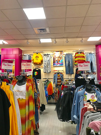 Shopping Mall «Roosevelt Mall», reviews and photos, 2339 Cottman Ave #1, Philadelphia, PA 19149, USA