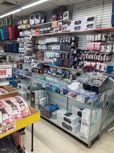 Department Store «Liberty Department Stores II», reviews and photos, 54-30 Myrtle Ave, Ridgewood, NY 11385, USA