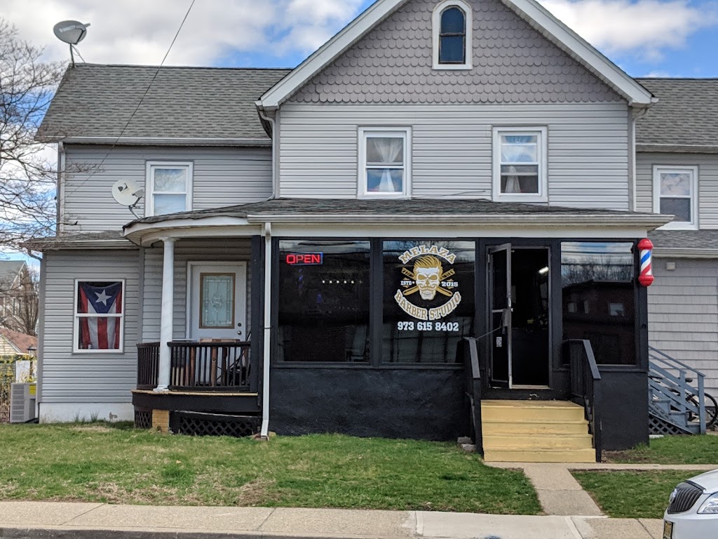 Melaza Barber Studio 07885