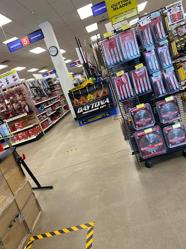 Hardware Store «Harbor Freight Tools», reviews and photos, 1011 Commerce Blvd, Dickson City, PA 18519, USA