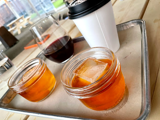 American Restaurant «red hills market», reviews and photos, 155 SW 7th St, Dundee, OR 97115, USA