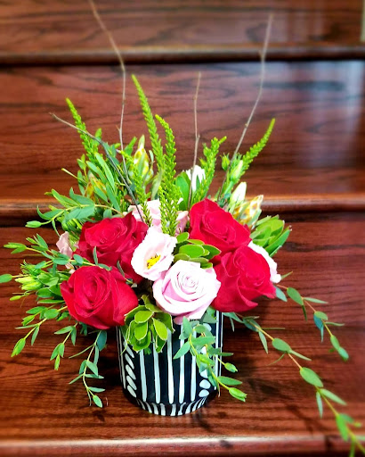 Florist «Green Thumb Florist», reviews and photos, 310 W Irving Park Rd, Wood Dale, IL 60191, USA