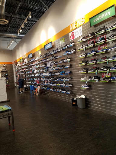 Running Store «Road Runner Sports», reviews and photos, 501 Shoppes Blvd, North Brunswick Township, NJ 08902, USA
