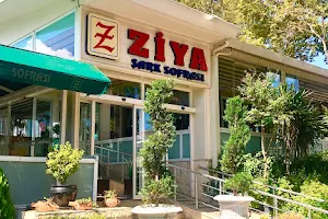 Ziya’Middleastern Diner image