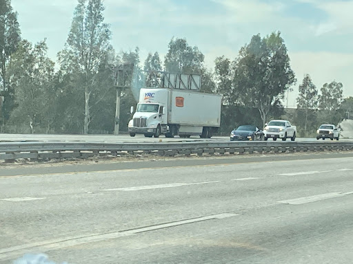 Trucking Company «YRC Freight», reviews and photos, 18298 Slover Ave, Bloomington, CA 92316, USA