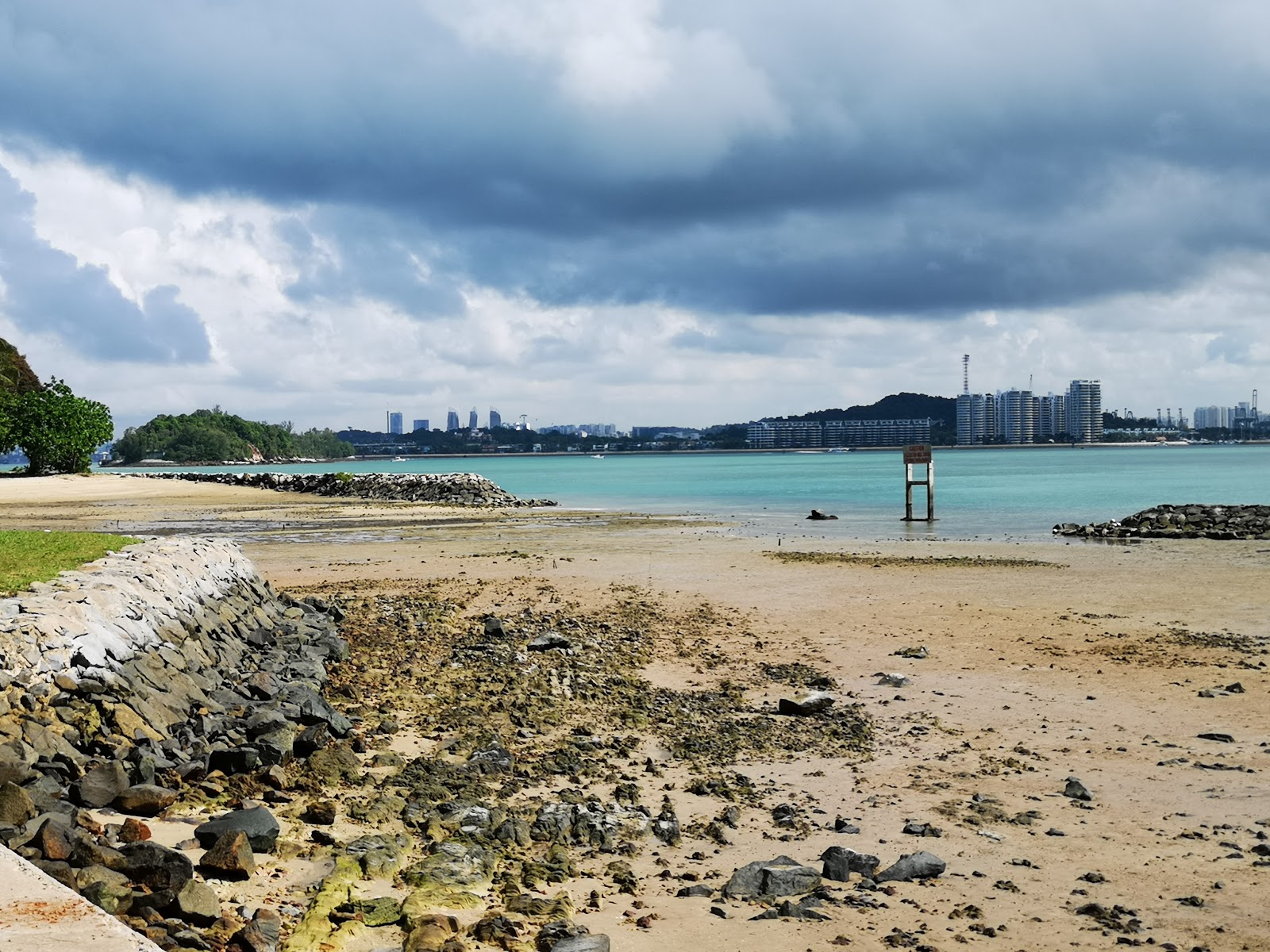 St John's Island Beach'in fotoğrafı çok temiz temizlik seviyesi ile