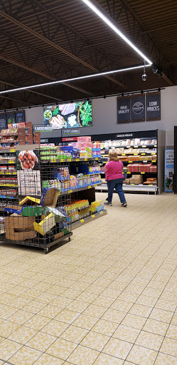 Supermarket «ALDI», reviews and photos, 399 Wesley Dr, Wood River, IL 62095, USA