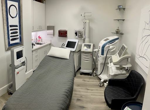 347 Main St, Seal Beach, CA 90740, USA