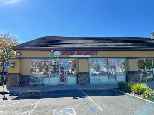 Indian Grocery Store «India Market & Eyebrow Threading», reviews and photos, 1265 Pleasant Grove Blvd #100, Roseville, CA 95747, USA