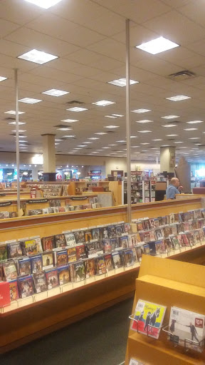 Book Store «Barnes & Noble», reviews and photos, 4478 Electric Rd, Roanoke, VA 24018, USA