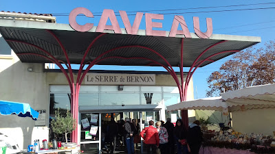 Cave des 4 chemins à Laudun-l'Ardoise