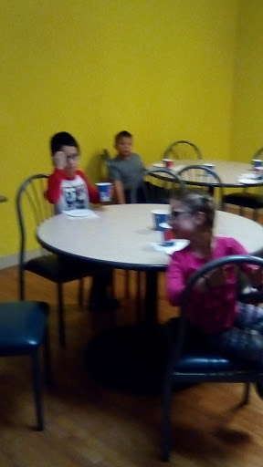 Bowling Alley «Cardinal Lanes», reviews and photos, 1300 South 5th Ave E, Newton, IA 50208, USA