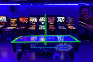 Pixel Planet Arcade image