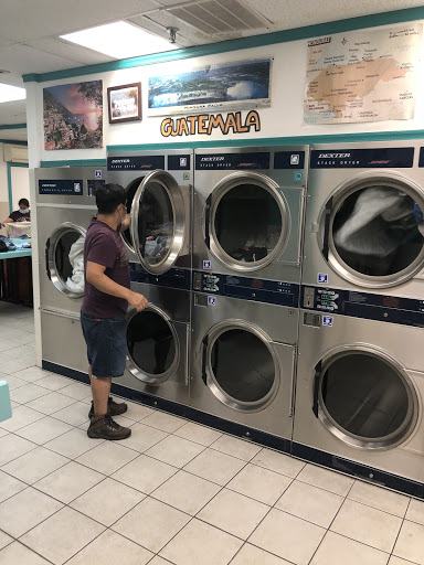 Laundromat «Waynes Wash World», reviews and photos, 659 Abbington Dr, East Windsor, NJ 08520, USA