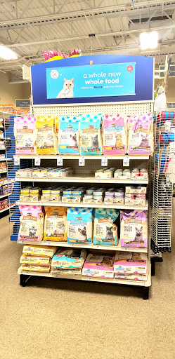 Pet Supply Store «PetSmart», reviews and photos, 1801 Howell Mill Rd NW, Atlanta, GA 30318, USA