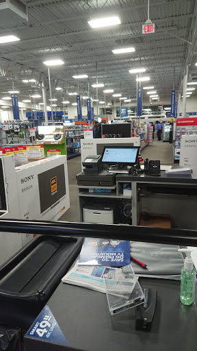 Electronics Store «Best Buy», reviews and photos, 4400 E New York St, Aurora, IL 60504, USA