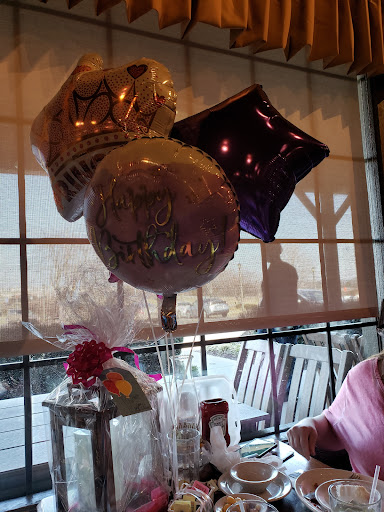 American Restaurant «Cracker Barrel Old Country Store», reviews and photos, 2697 Highwood Blvd, Smyrna, TN 37167, USA