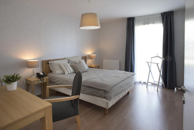 Opinii despre Résidence Services Seniors DOMITYS - Le Château des Plans în Niort - Maison de retraite