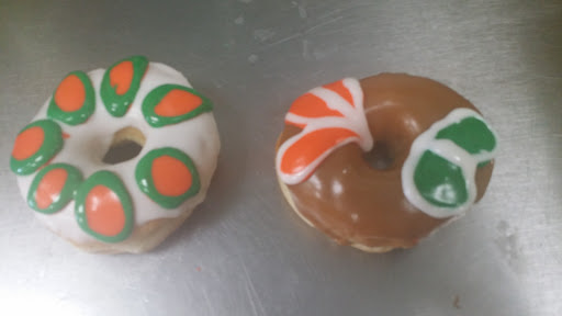 Donut Shop «Sweet Spot Donuts», reviews and photos, 3105 Ira E Woods Ave #130, Grapevine, TX 76051, USA