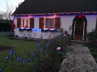Les maisons illuminée de Mesnil St Laurent à Mesnil-Saint-Laurent