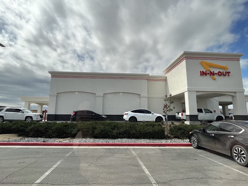 In-N-Out Burger 93215