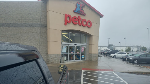 Pet Supply Store «Petco Animal Supplies», reviews and photos, 2807 Wilma Rudolph Blvd, Clarksville, TN 37040, USA