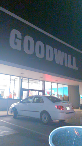 Thrift Store «Goodwill Central Texas - San Marcos», reviews and photos