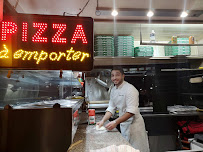 Atmosphère du Pizzas à emporter Vin's Pizza à Villeneuve-Loubet - n°1