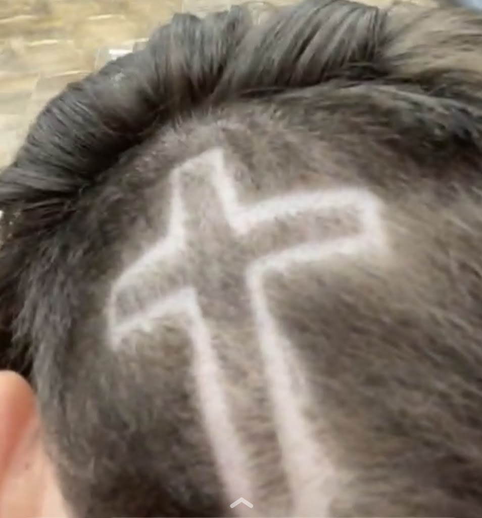 Chris' Platinum Cutz 77550