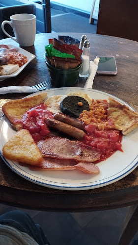 Reviews of Bread And Breakfast in Manchester - Coffee shop