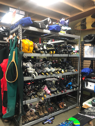 Sporting Goods Store «Superior Seconds Gear Exchange», reviews and photos, 96 Front St S, Issaquah, WA 98027, USA