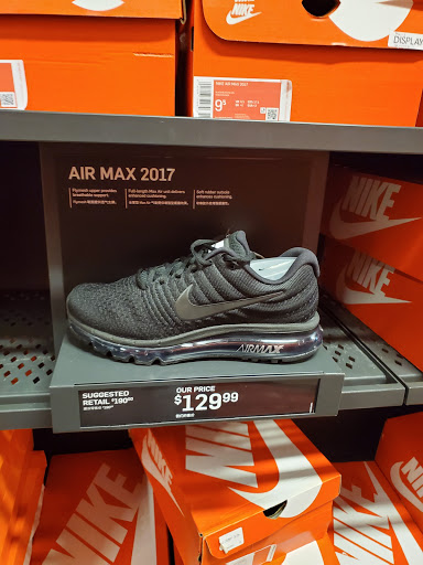 Sporting Goods Store «Nike Factory Store», reviews and photos, 3202 Livermore Outlets Dr, Livermore, CA 94551, USA