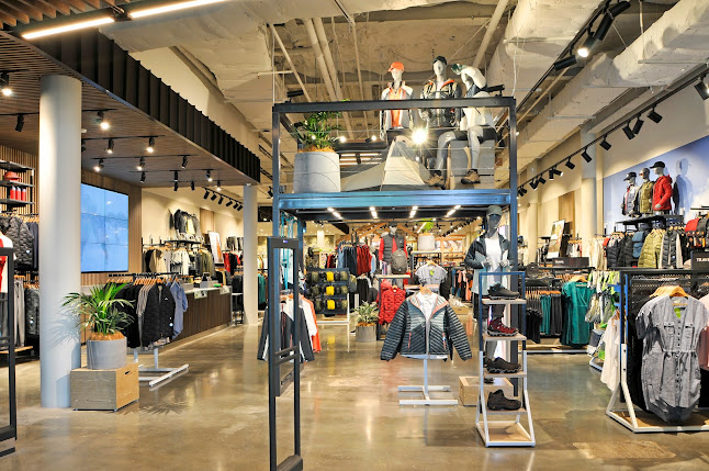 Kathmandu Newmarket - Clothing store