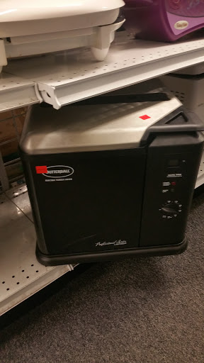 Thrift Store «Goodwill Retail Store & Donation Center», reviews and photos, 2495 Crain Hwy, Waldorf, MD 20601, USA