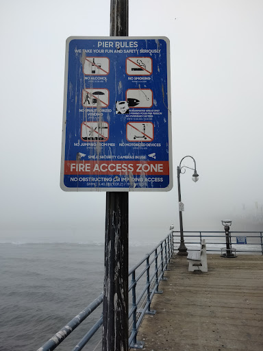 Pet Supply Store «Unleashed by Petco», reviews and photos, 1402 Wilshire Blvd, Santa Monica, CA 90403, USA