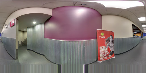 Health Club «Crunch - Staten Island», reviews and photos, 364 Bay St, Staten Island, NY 10301, USA