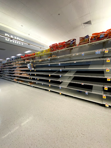 Grocery Store «Giant», reviews and photos, 1454 Chain Bridge Rd, McLean, VA 22101, USA