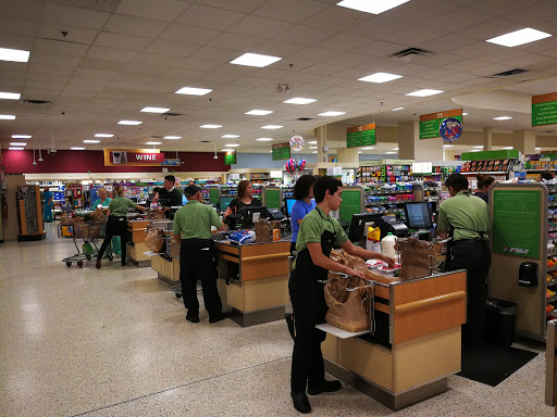 Supermarket «Publix Super Market at Paraiso Plaza», reviews and photos, 3339 W 80th St, Hialeah, FL 33018, USA