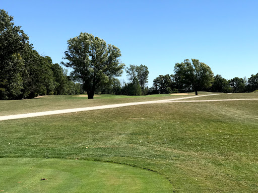 Golf Driving Range «Albany Golf Club», reviews and photos, 1100 Golf Course Dr, Albany, IN 47320, USA