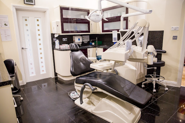 Reviews of Finest Smile Dental Studio (Welcoming New Patients) in Bournemouth - Dentist