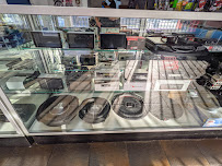 All Customs Audio in window tint - Photo 6 - Car repair in Brandon, FL, Brandon