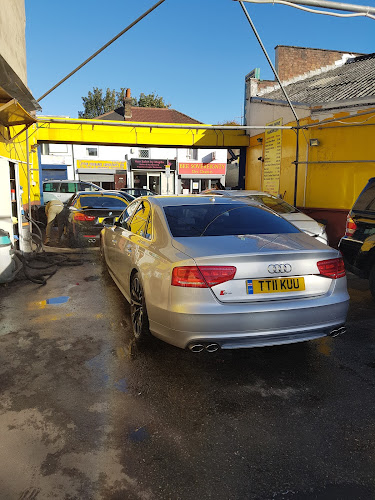 Comments and reviews of Alan Car Wash London
