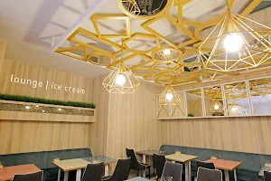 García Lounge & Ice Cream image