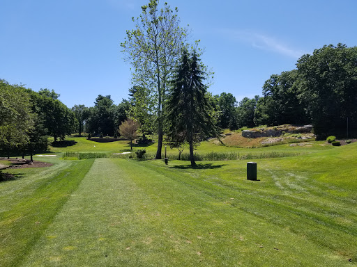Golf Course «Guilford Lakes Golf Course», reviews and photos, 200 N Madison Rd, Guilford, CT 06437, USA