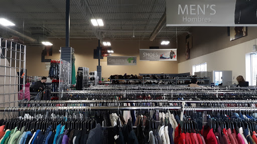 Thrift Store «Goodwill Store and Donation Center - Platteville», reviews and photos, 2001 Progressive Pkwy, Platteville, WI 53818, USA