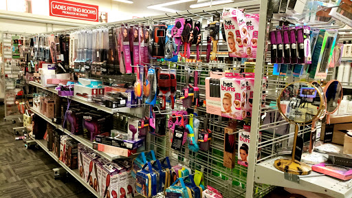 Clothing Store «Burlington Coat Factory», reviews and photos, 3333 N State Rd 7, Lauderdale Lakes, FL 33319, USA